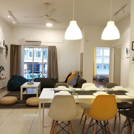 Subang City Residence, 8-9 Pax With Balcony, Walking Distance To Summit, 5Min To Sunway スバン・ジャヤ エクステリア 写真