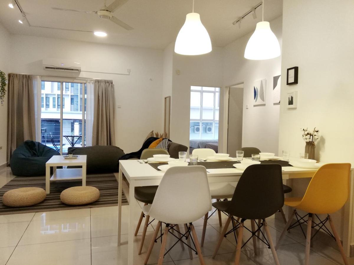 Subang City Residence, 8-9 Pax With Balcony, Walking Distance To Summit, 5Min To Sunway スバン・ジャヤ エクステリア 写真