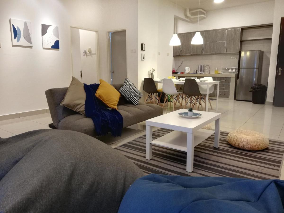 Subang City Residence, 8-9 Pax With Balcony, Walking Distance To Summit, 5Min To Sunway スバン・ジャヤ エクステリア 写真